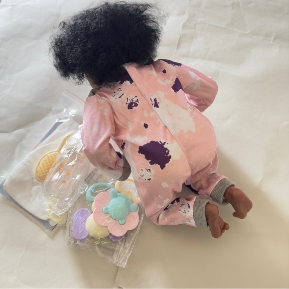 17 Inch Realistic Reborn Baby Dolls for Kids - Picture 3 of 9